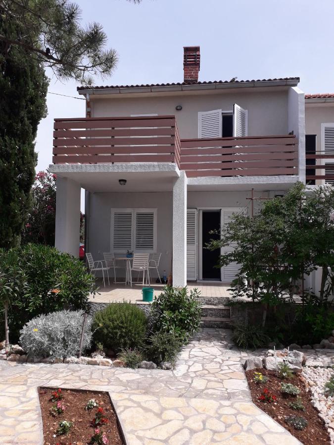 Holiday Home Novalja Luaran gambar