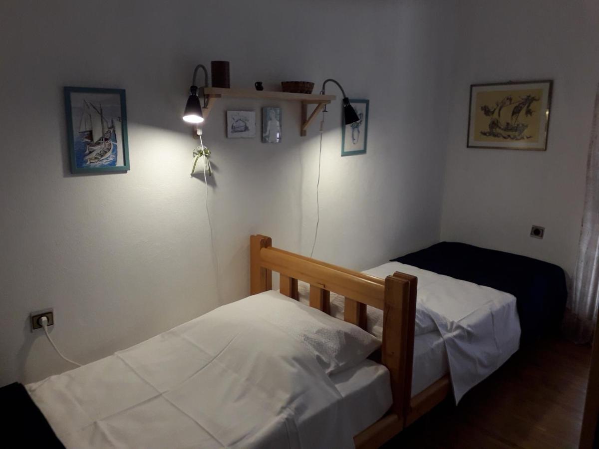 Holiday Home Novalja Luaran gambar